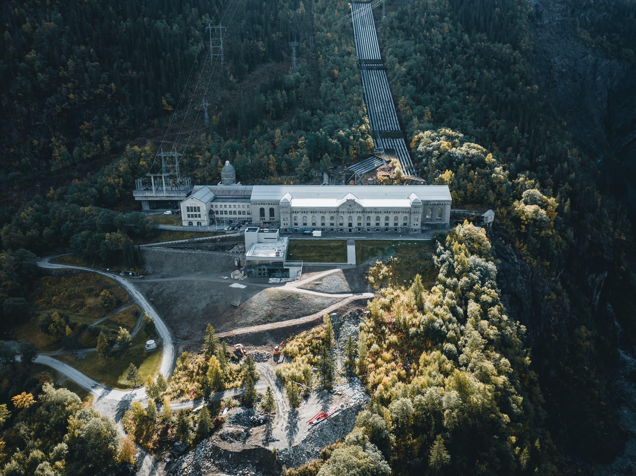 Genom fjällvärlden till historiska Rjukan
