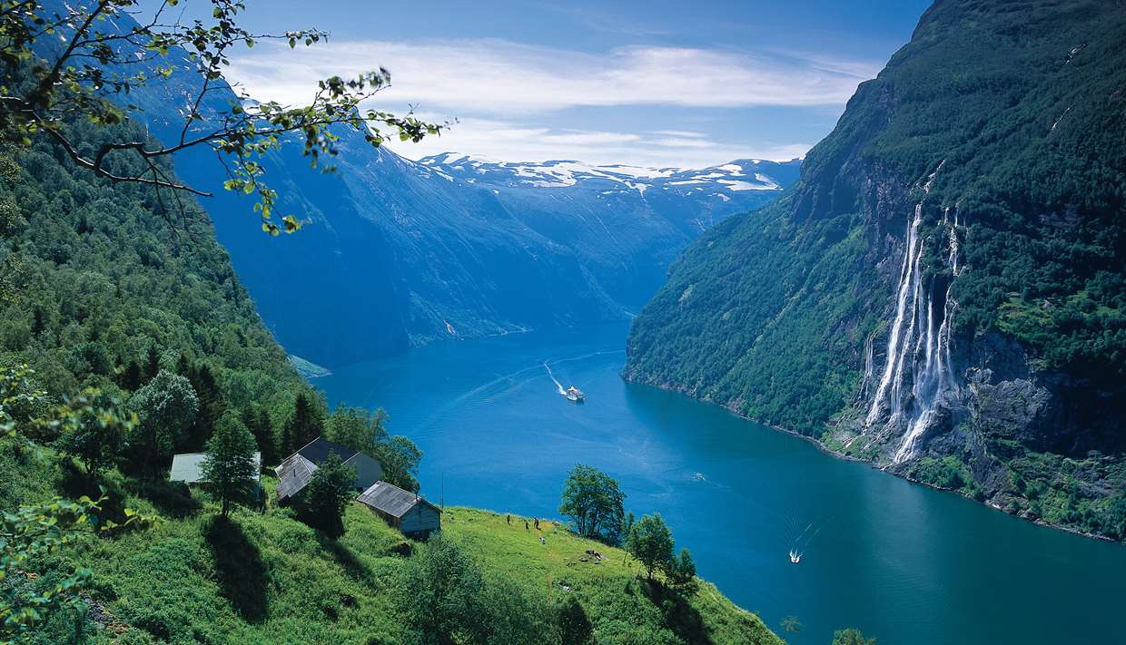 BTRESA P GEIRANGERFJORDEN